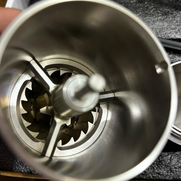 Bene-LABS Hand Grinder Stainless Steel M60 Alat Penggiling Tangan Berkualitas Tinggi untuk Kebutuhan Dapur Anda